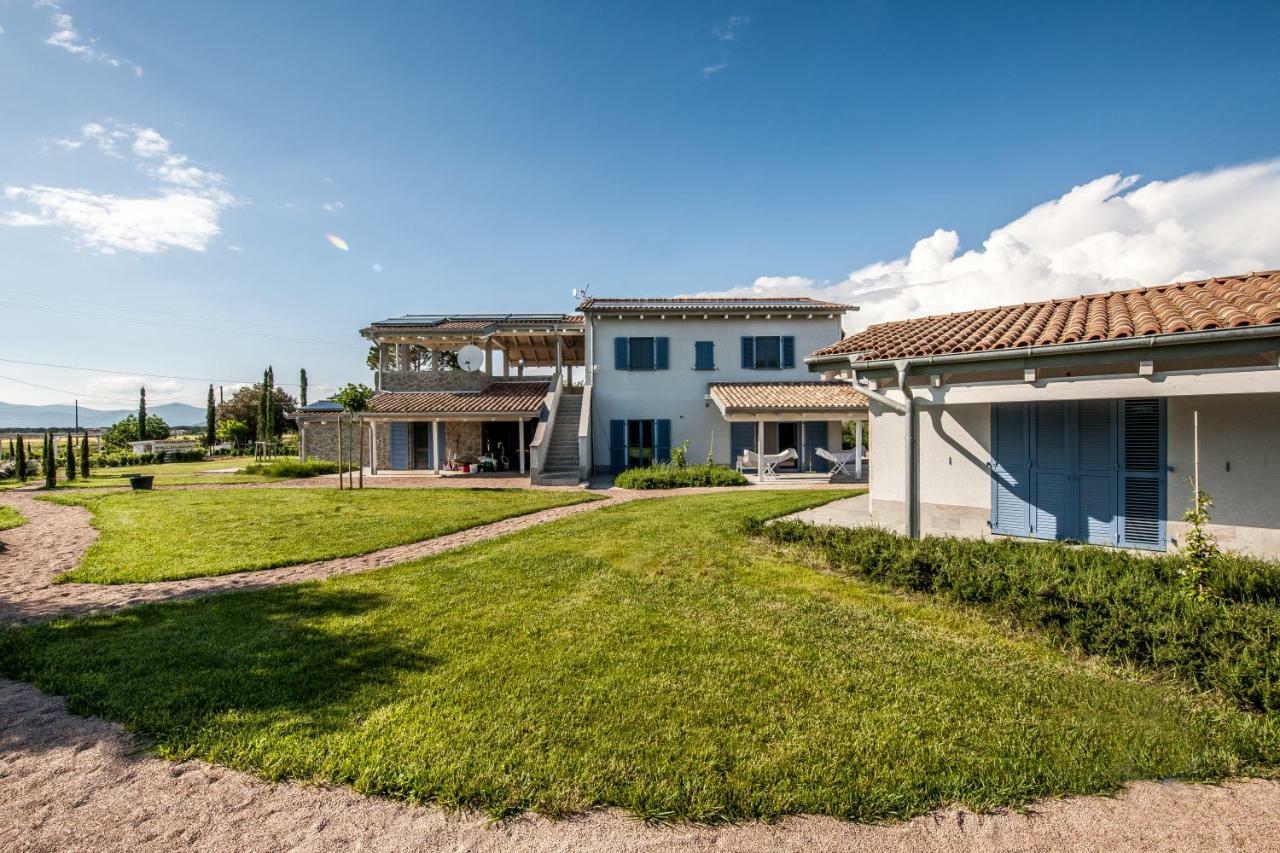 Refugium Countryhouse Podere Cernaia Eksteriør bilde